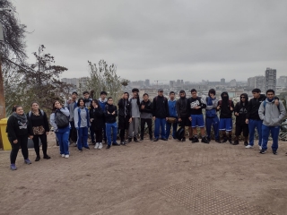 PRESIDENTES DE CURSO DEL LICEO BICENTENARIO INDUSTRIAL VICENTE PÉREZ ROSALES PARTICIPAN DE SALIDA PEDAGÓGICA AL PARQUE METROPOLITANO DE SANTIAGO